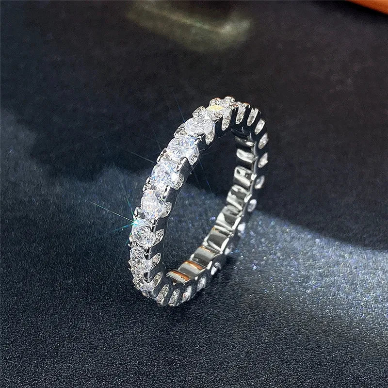 Fashion Design Women's Ring with White Zirconia