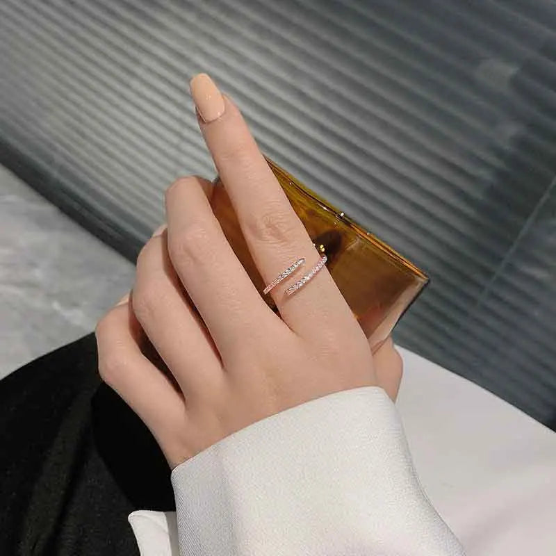 New Minimalist Thin Rings