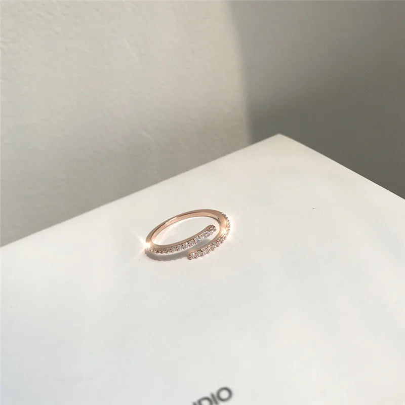 New Minimalist Thin Rings